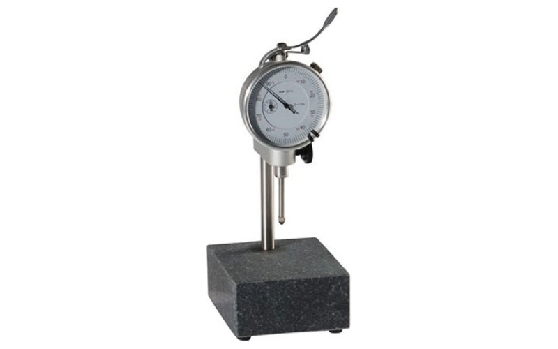 Sinclair International Bullet sorting stand with dial indicator